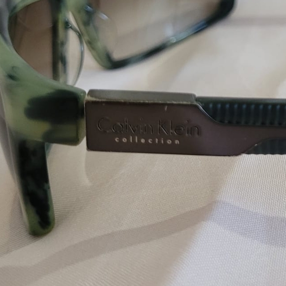 Vtg 90's Calvin Klein Collection Unisex 7706 Olive Horn Sunglasses 💚🌴 - Picture 7 of 9